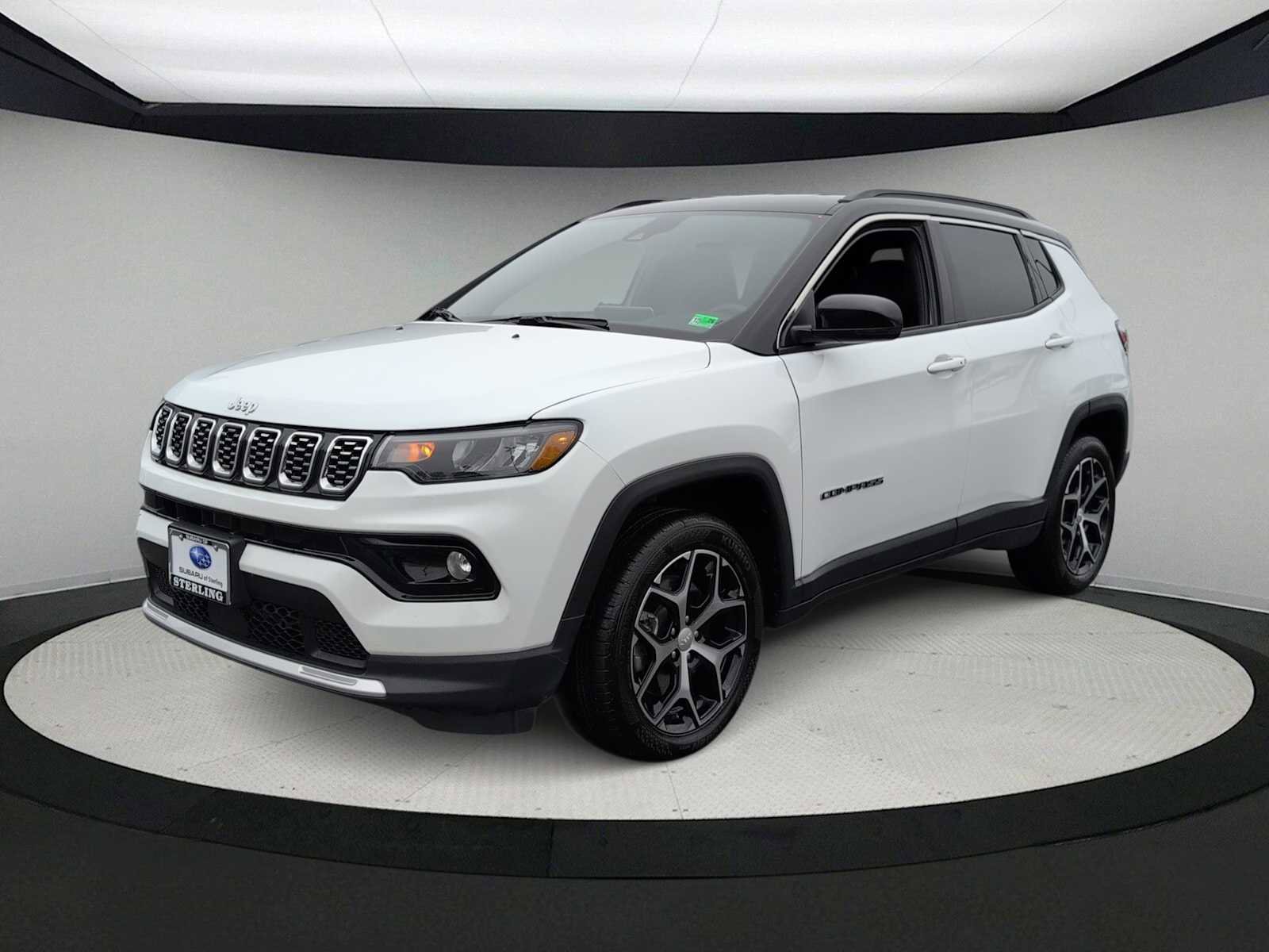 Used 2024 Jeep Compass Limited AWD/4WD image 4