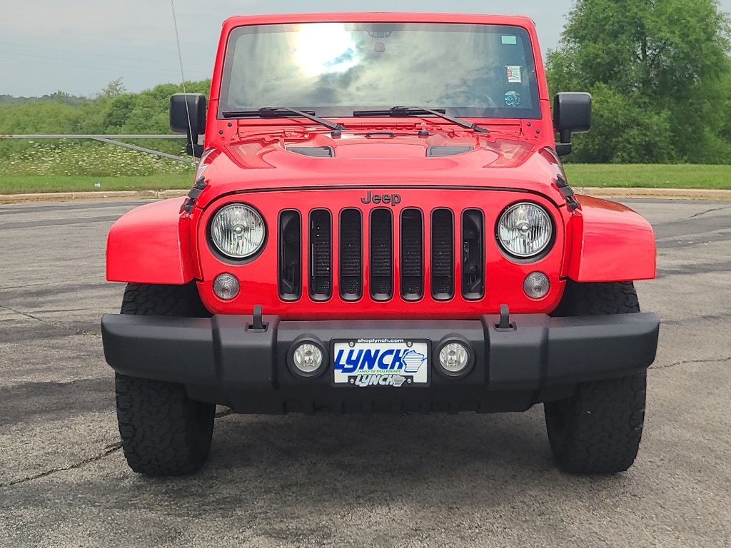 Used 2015 Jeep Wrangler Unlimited Sahara AWD/4WD image 7