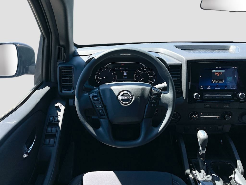 Used 2023 Nissan Frontier SV w/ Midnight Edition Package image 20