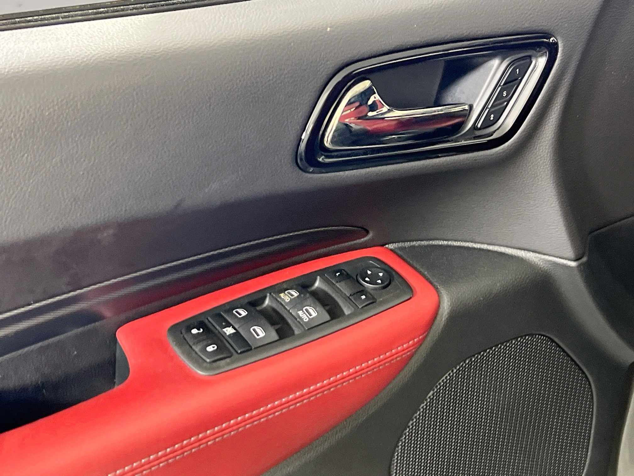 Used 2022 Dodge Durango R/T w/ Blacktop Package image 18