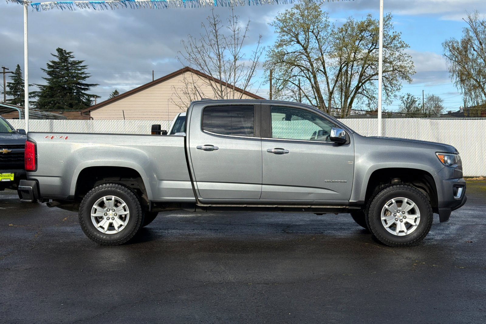 Used 2019 Chevrolet Colorado LT w/ Luxury Package, Chrome AWD/4WD image 3