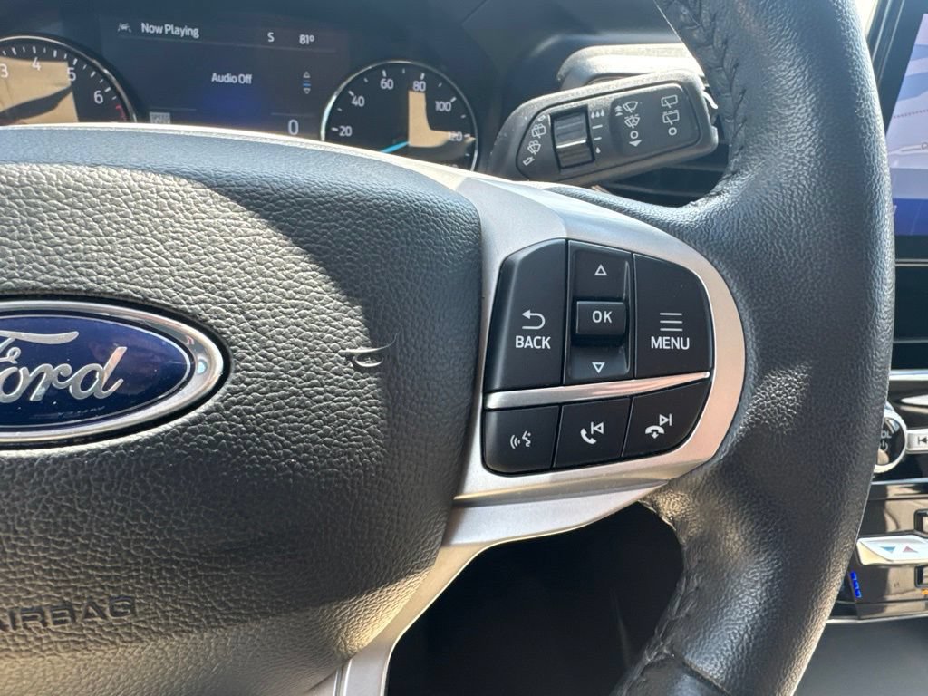 Used 2023 Ford Explorer Limited w/ Equipment Group 301A AWD/4WD image 19