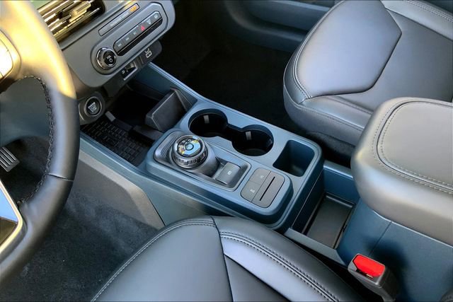 New 2025 Ford Maverick Lariat w/ Black Appearance Package image 8