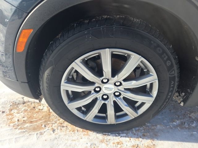 Certified 2019 Cadillac XT4 Premium Luxury w/ Cold Weather Package image 14