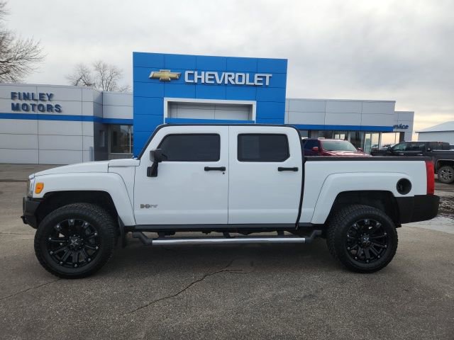 Used 2010 HUMMER H3T Luxury image 1