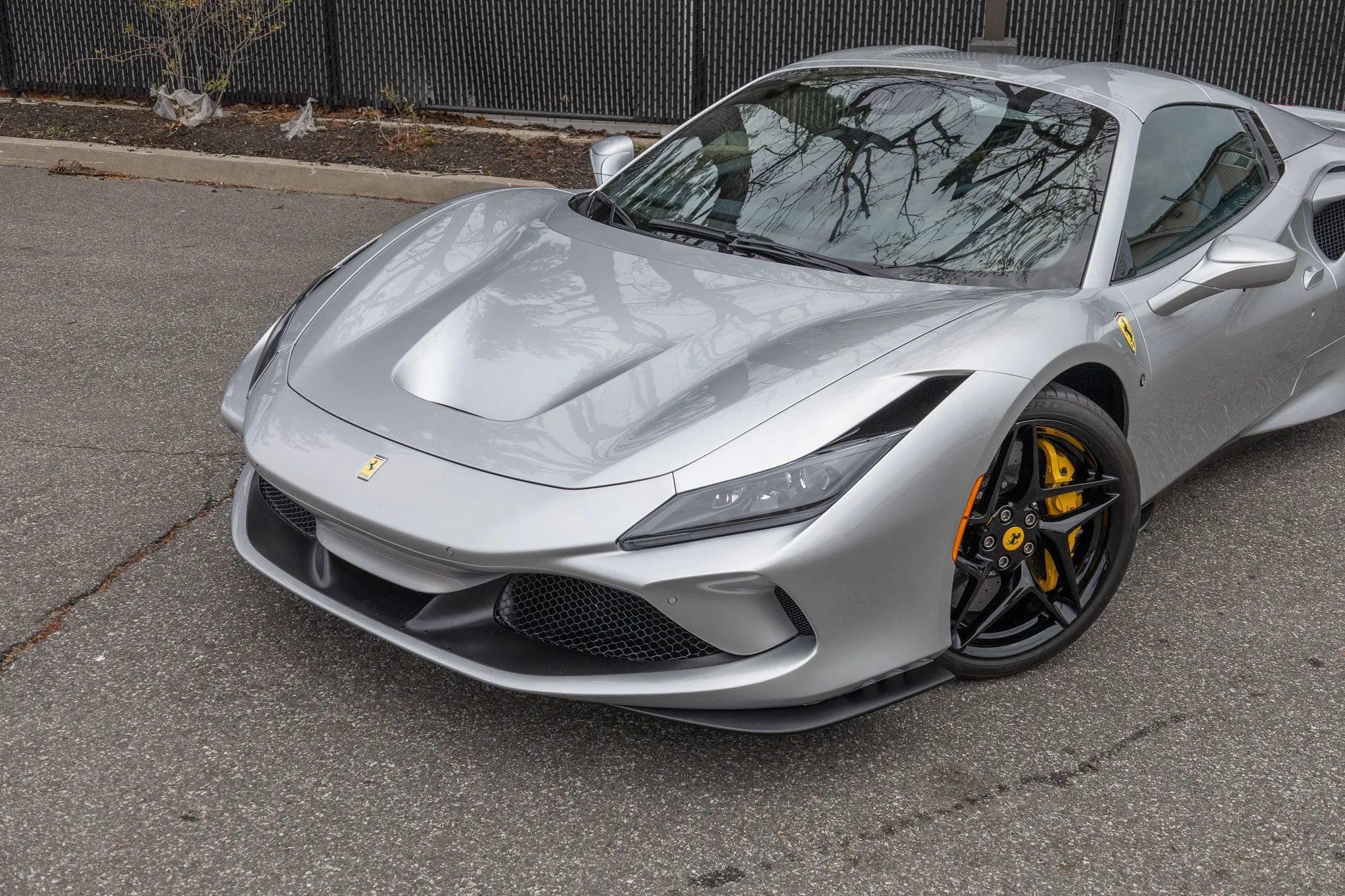 Used 2022 Ferrari F8 Tributo RWD image 12