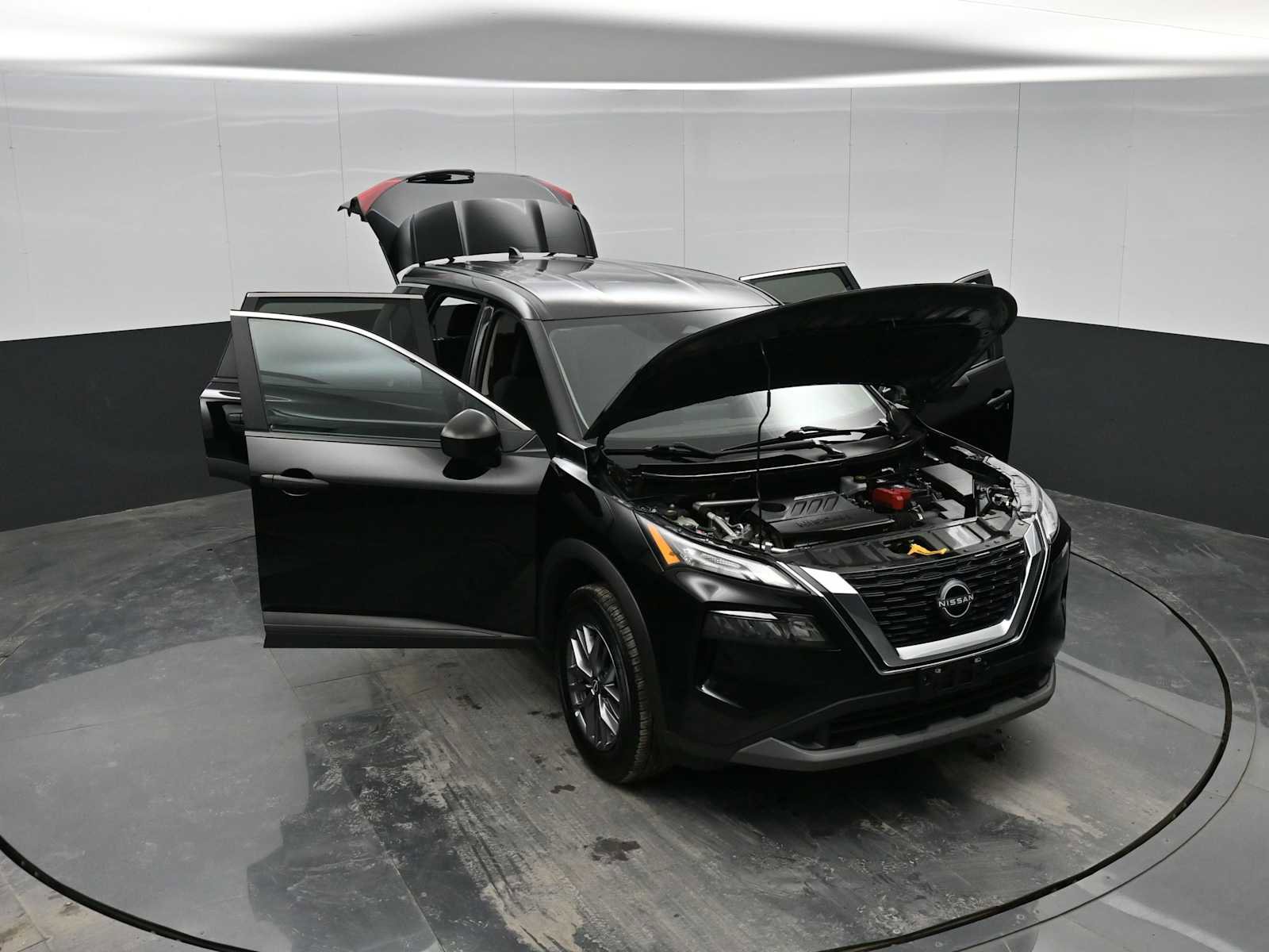 Used 2023 Nissan Rogue S image 38