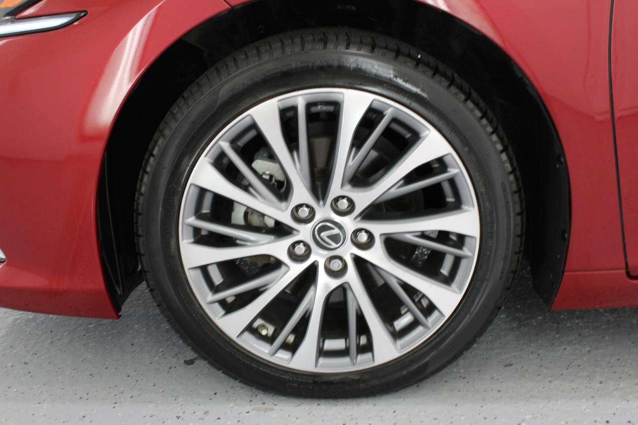 Used 2019 Lexus ES 350 w/ Accessory Package 2 image 74