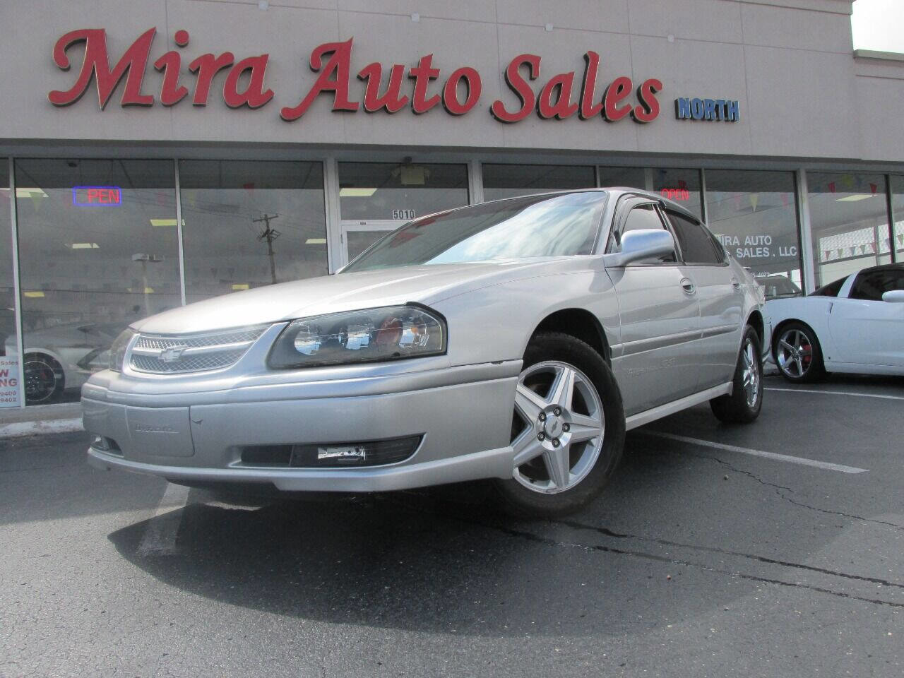Used 2005 Chevrolet Impala SS w/ Sun And Sound Package image 46