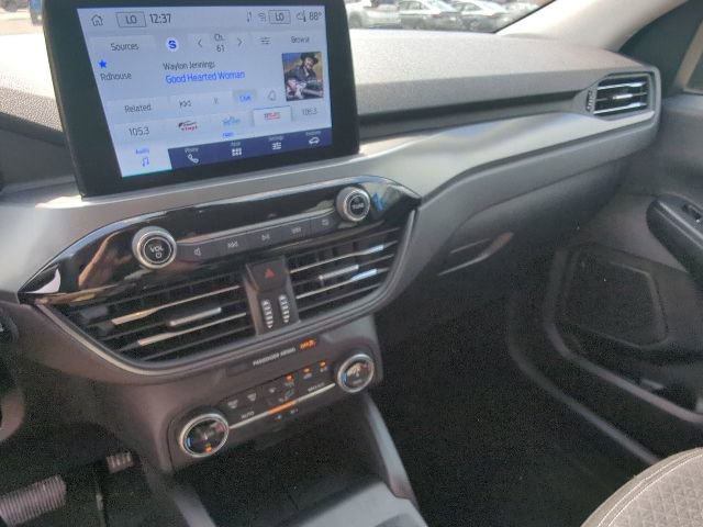 Used 2025 Ford Escape Active image 25