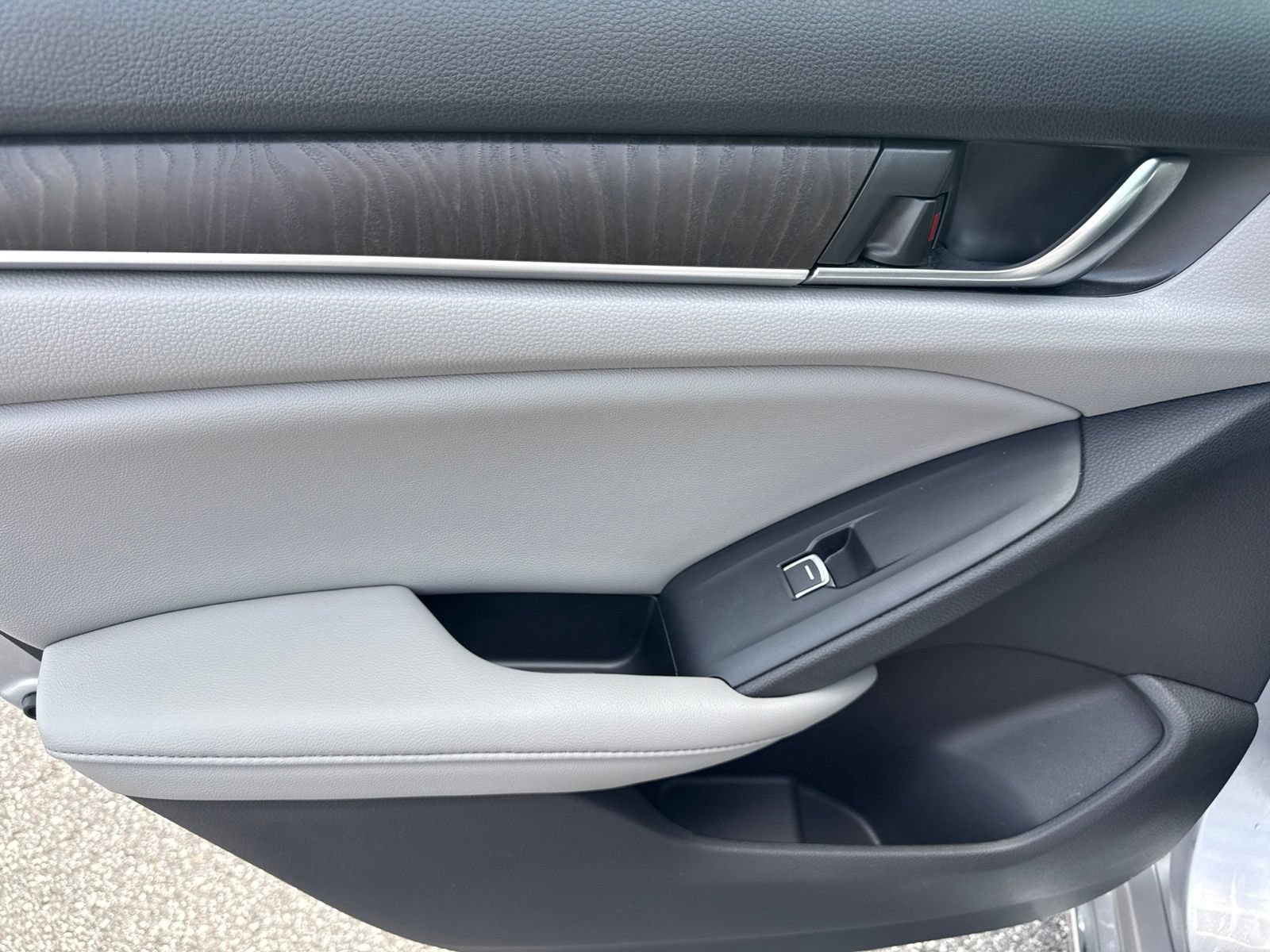 Used 2020 Honda Accord EX-L image 12