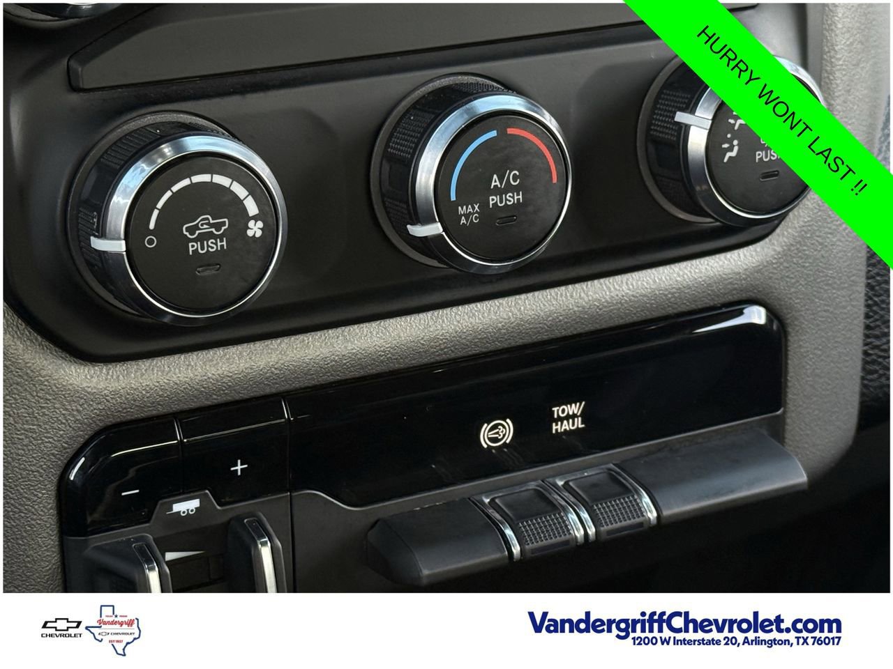 Used 2024 RAM 2500 Big Horn AWD/4WD image 16