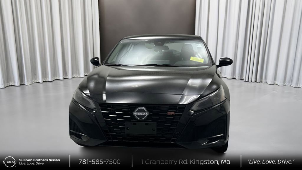 New 2026 Nissan Altima 2.5 SR w/ SR Midnight Edition Package AWD/4WD image 2