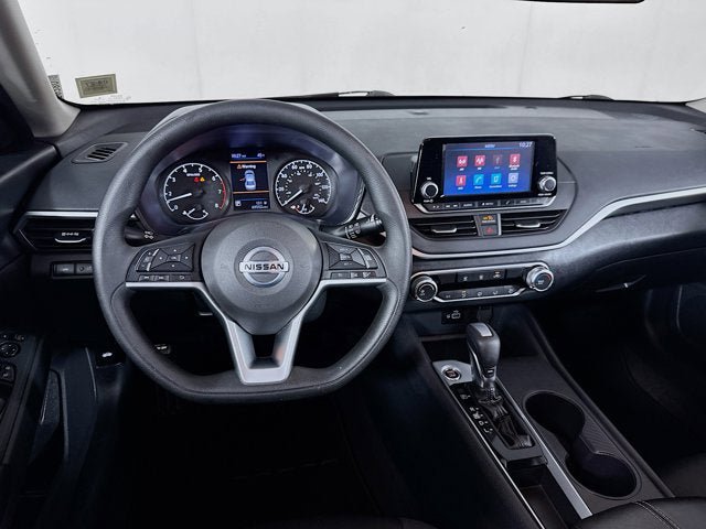 Used 2022 Nissan Altima 2.5 S FWD image 17