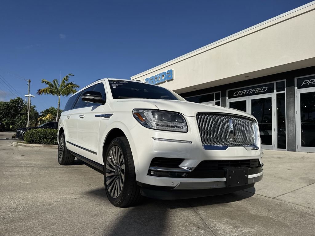 Used 2020 Lincoln Navigator L Reserve w/ Luxury Package AWD/4WD image 30