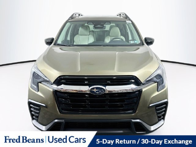 Used 2024 Subaru Ascent Limited w/ Technology Package AWD/4WD image 2