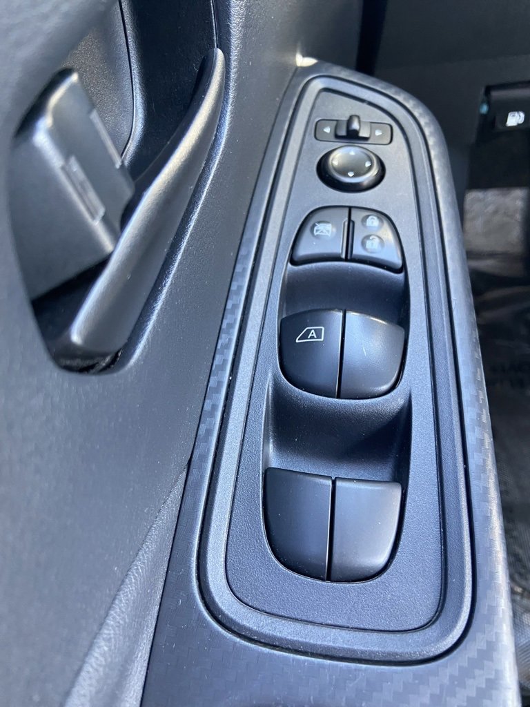 Used 2024 Nissan Versa S w/ Trunk Package image 20