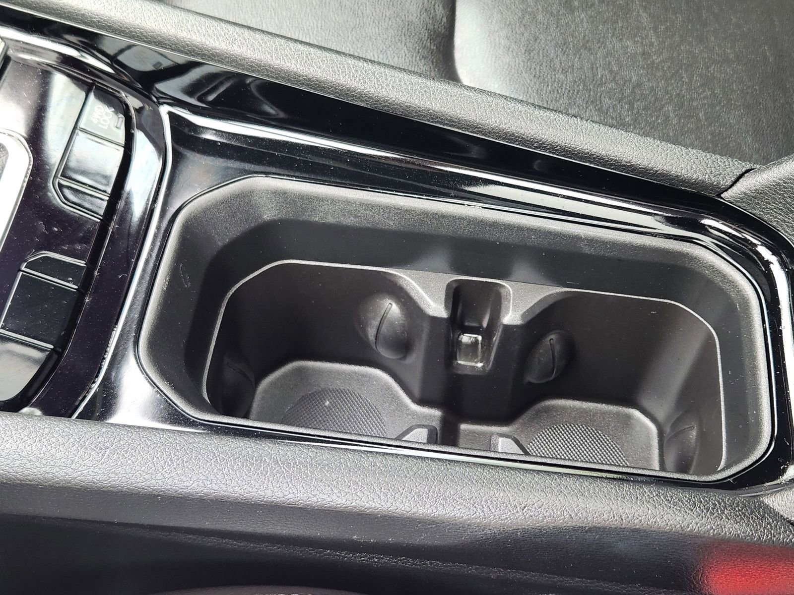 Used 2024 Jeep Compass Limited w/ High Altitude Package image 20