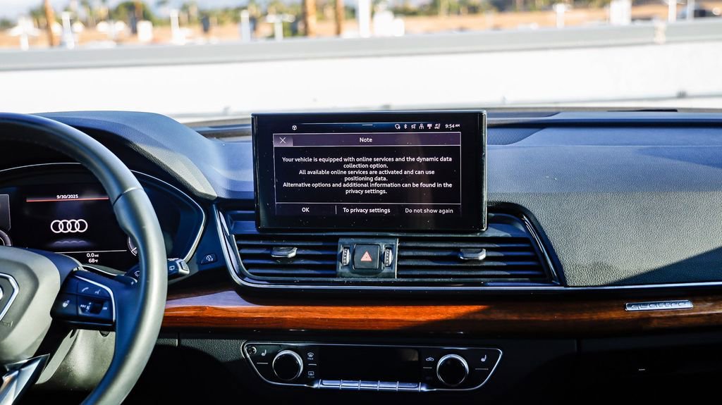 Used 2021 Audi Q5 e Premium Plus w/ Premium Plus Package image 14