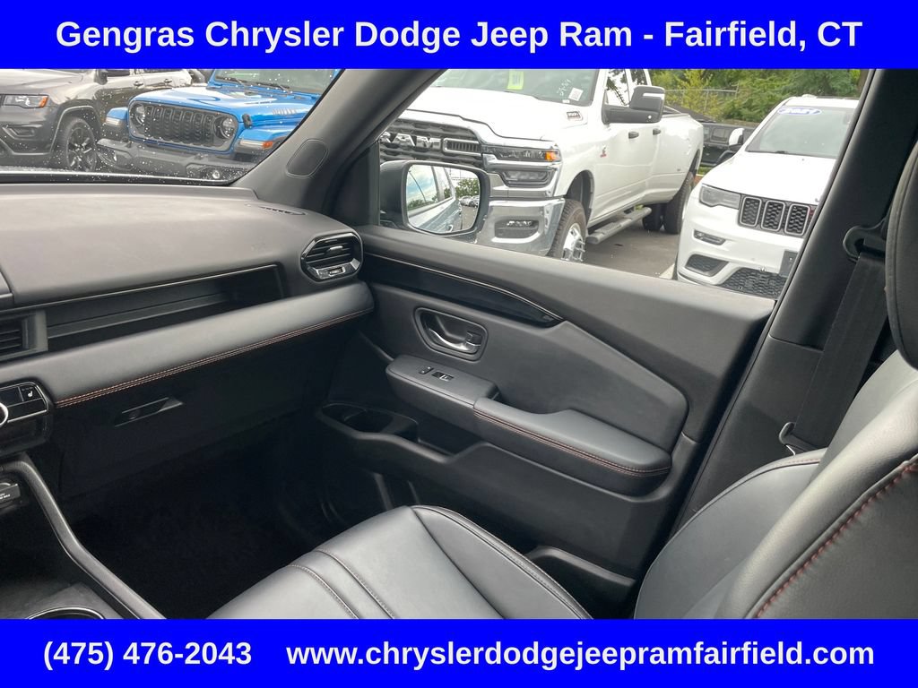 Used 2023 Honda Pilot TrailSport image 64