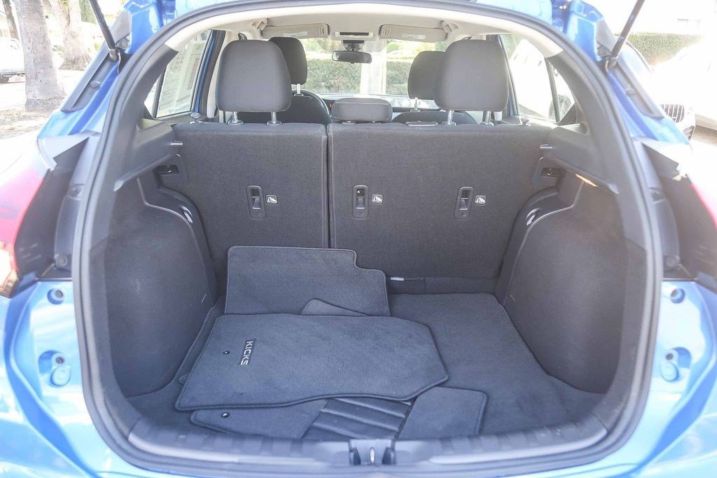 Used 2023 Nissan Kicks SV FWD image 25