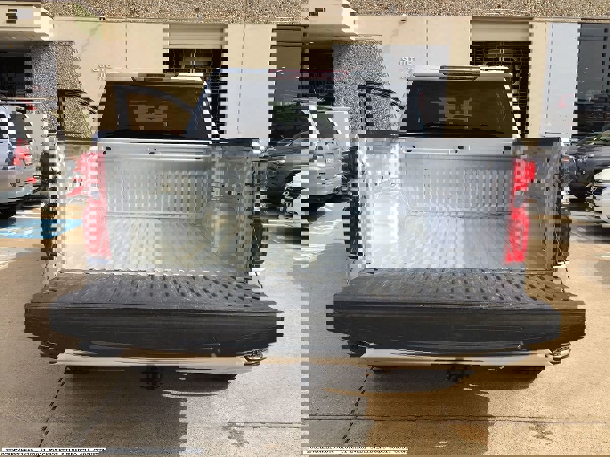 Used 2021 Chevrolet Silverado 1500 Custom w/ Safety Confidence Package RWD image 14