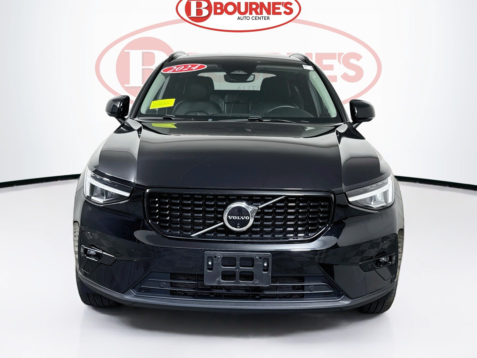 Used 2024 Volvo XC40 B5 Plus w/ Climate Package AWD/4WD image 7