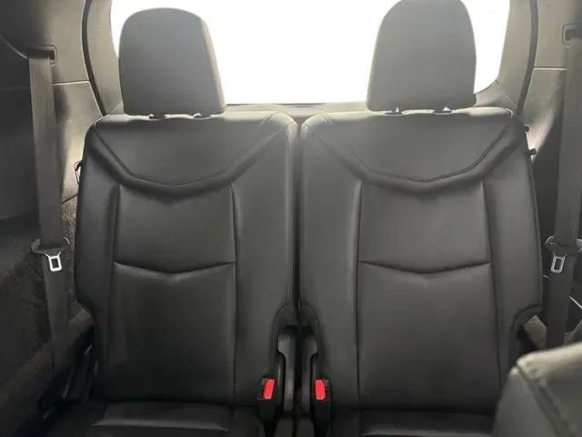 Used 2024 Cadillac XT6 Premium Luxury w/ Technology Package AWD/4WD image 20