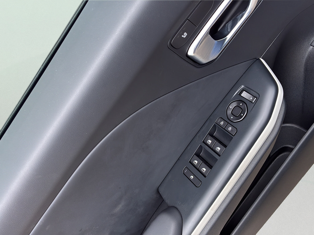 New 2026 Kia K4 EX FWD image 21
