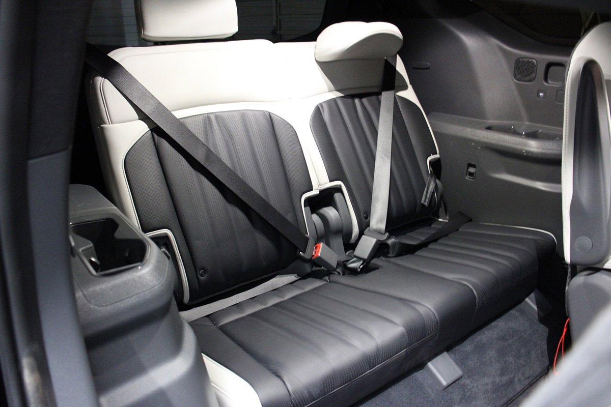Used 2024 Kia EV9 GT-Line AWD/4WD image 24