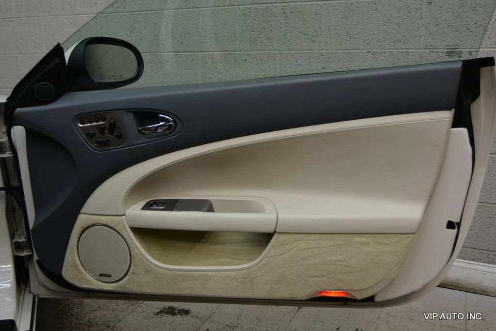 Used 2008 Jaguar XKR R RWD image 12