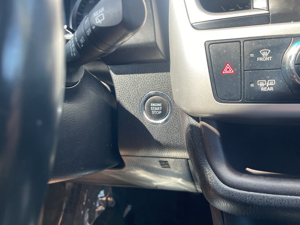 Used 2016 Toyota Highlander XLE FWD image 17