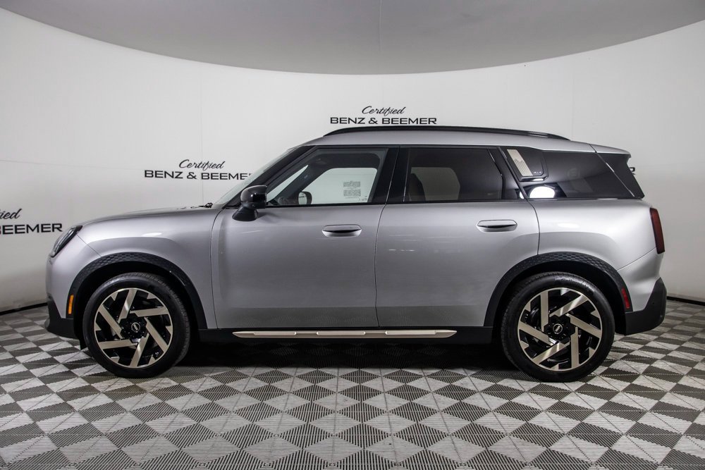 Used 2025 MINI Cooper Countryman SE image 6