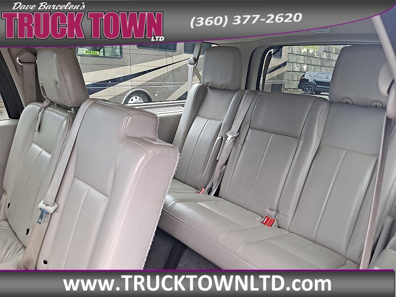 Used 2011 Ford Expedition EL Limited image 12