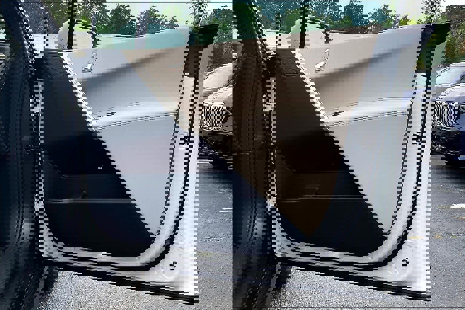 Certified 2023 BMW iX xDrive50 image 22