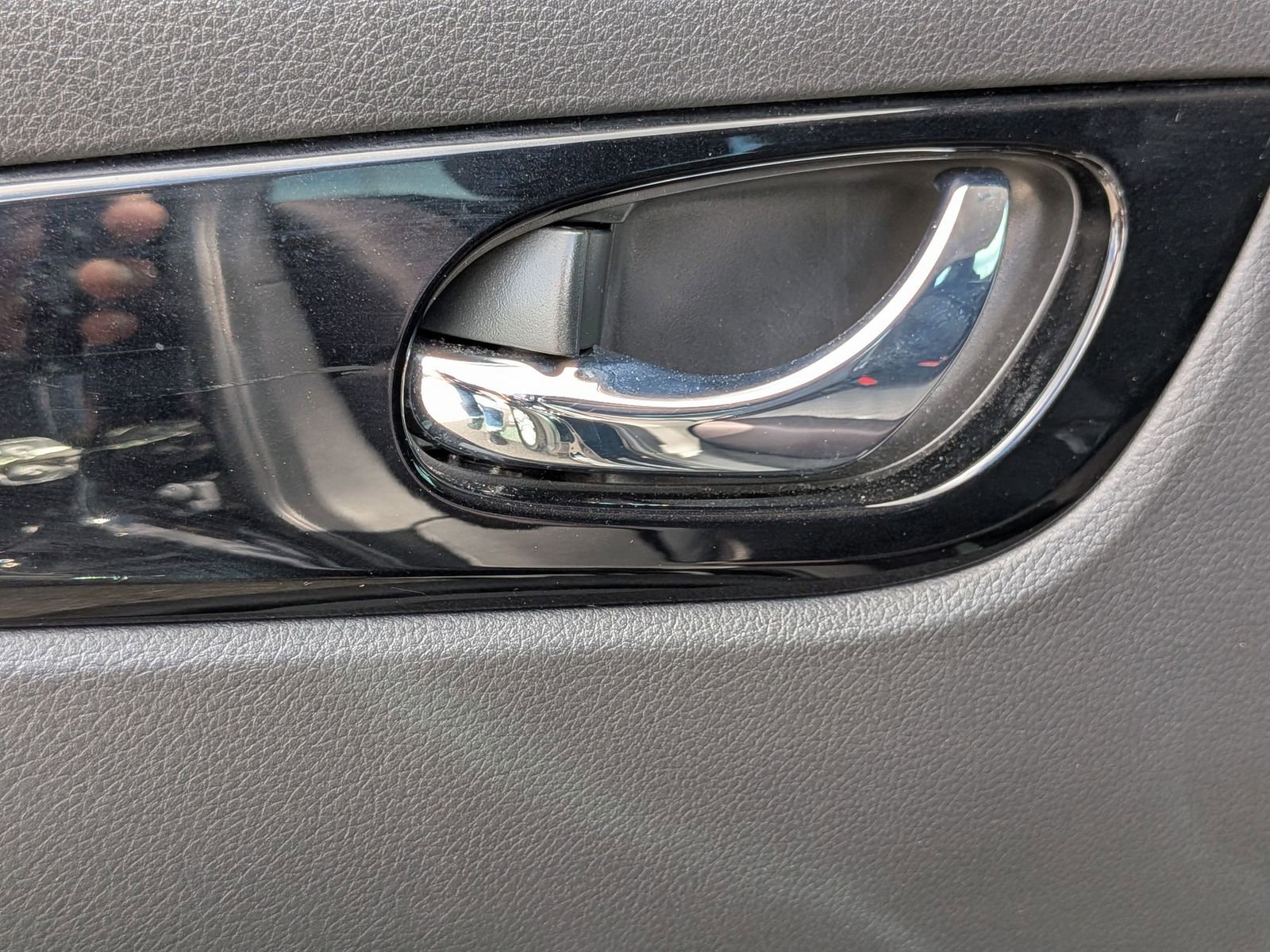 Used 2022 Nissan Rogue Sport SV image 27