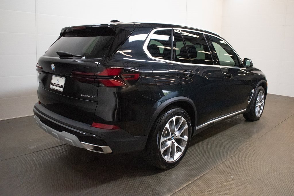 New 2026 BMW X5 xDrive40i w/ Climate Comfort Package image 4