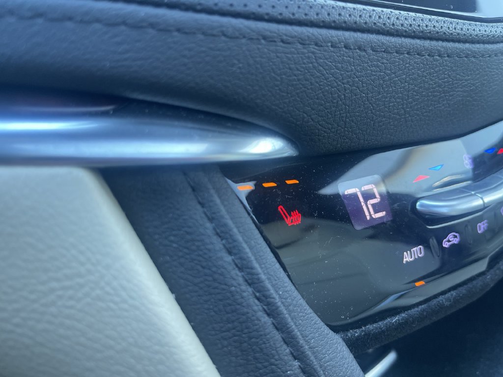 Used 2019 Cadillac XT5 Luxury FWD image 20