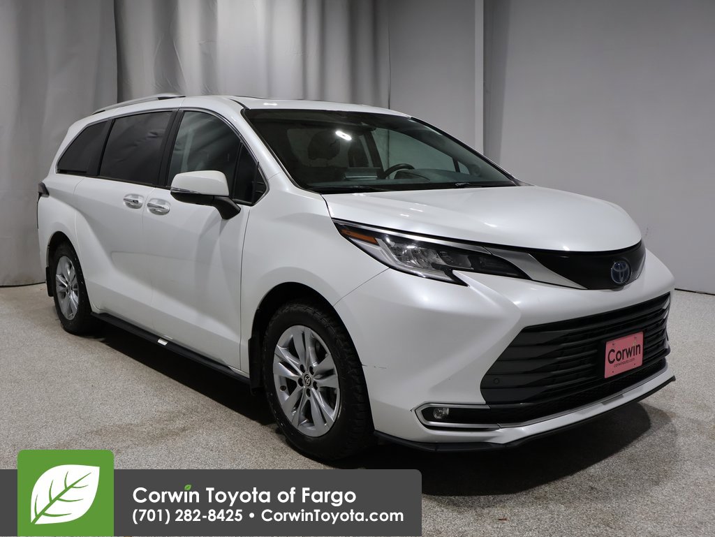 Used 2022 Toyota Sienna Limited