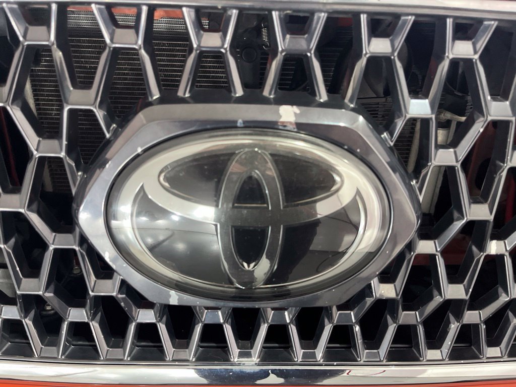 Used 2018 Toyota Tacoma TRD Off-Road AWD/4WD image 34