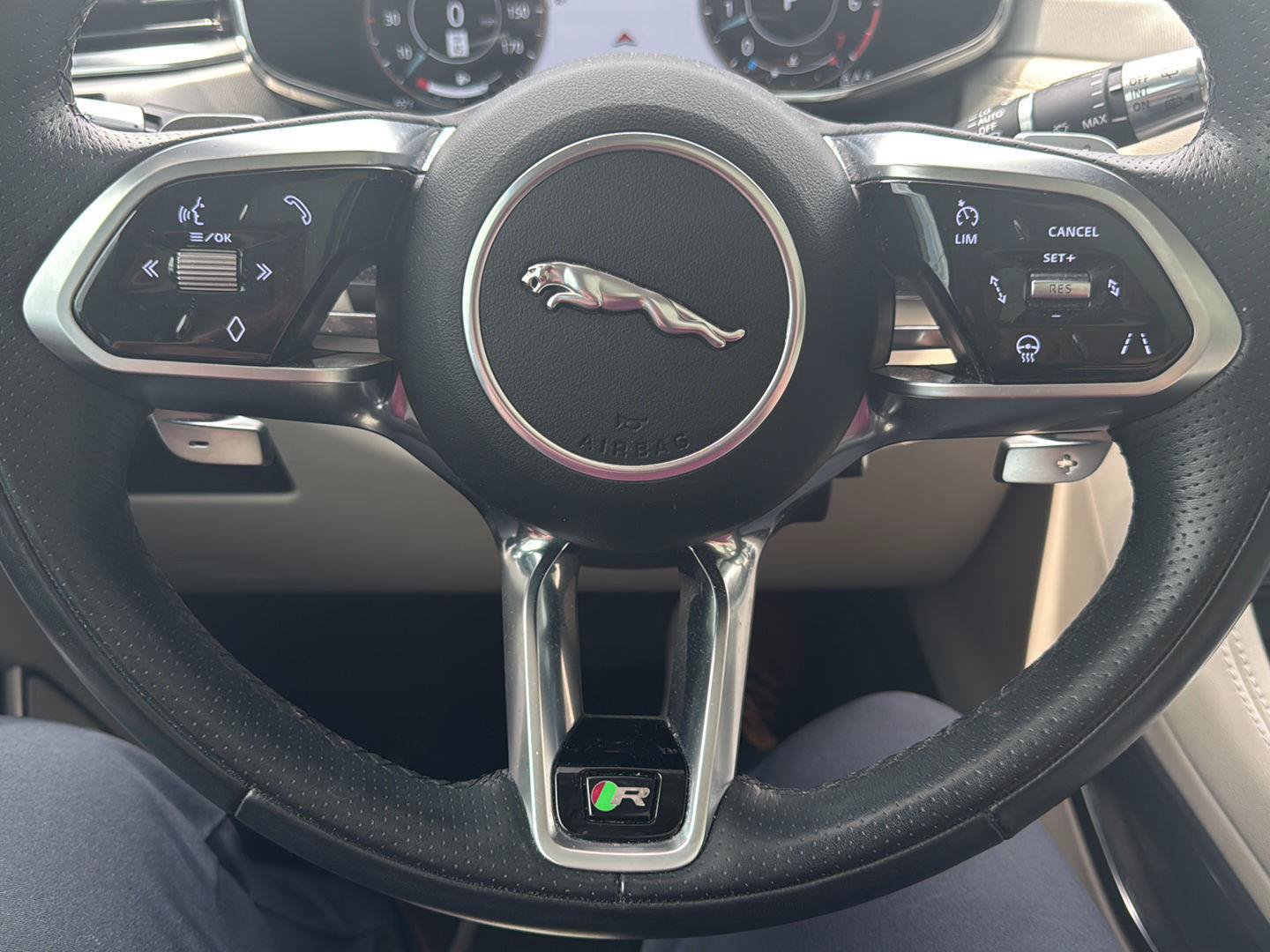 Used 2021 Jaguar F-PACE R-Dynamic S AWD/4WD image 12