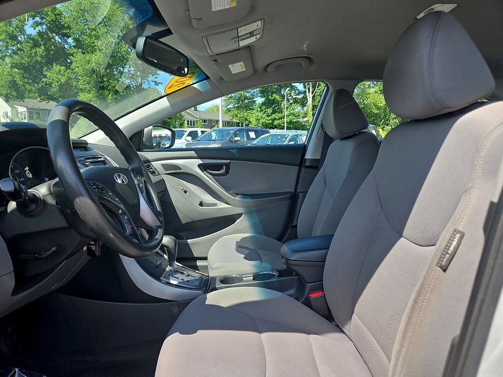 Used 2013 Hyundai Elantra GLS w/ Preferred Pkg FWD image 18