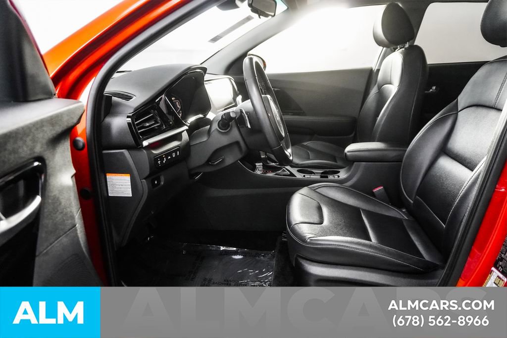 Used 2022 Kia Niro Touring Special Edition image 16