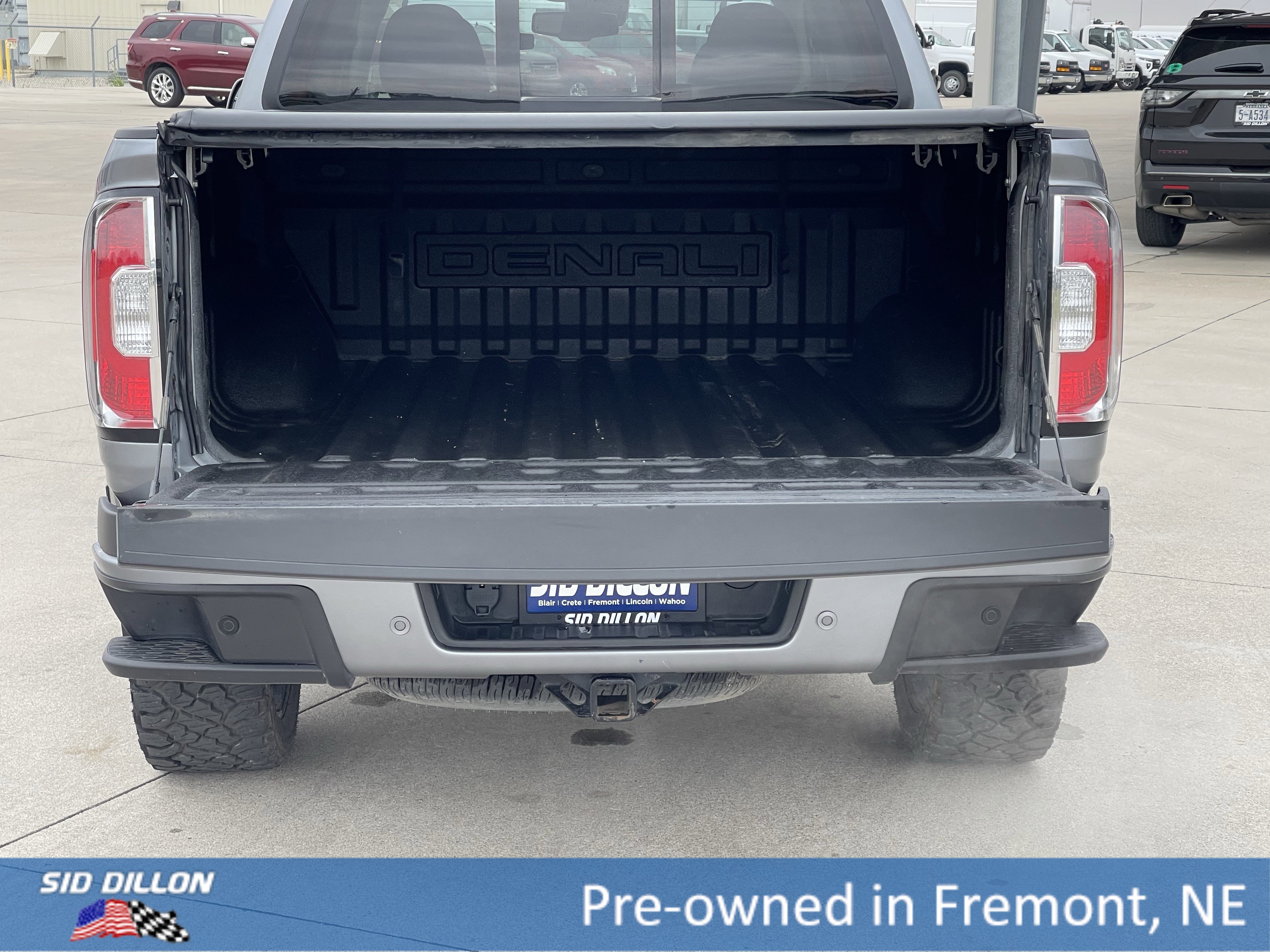Used 2021 GMC Canyon Denali image 15