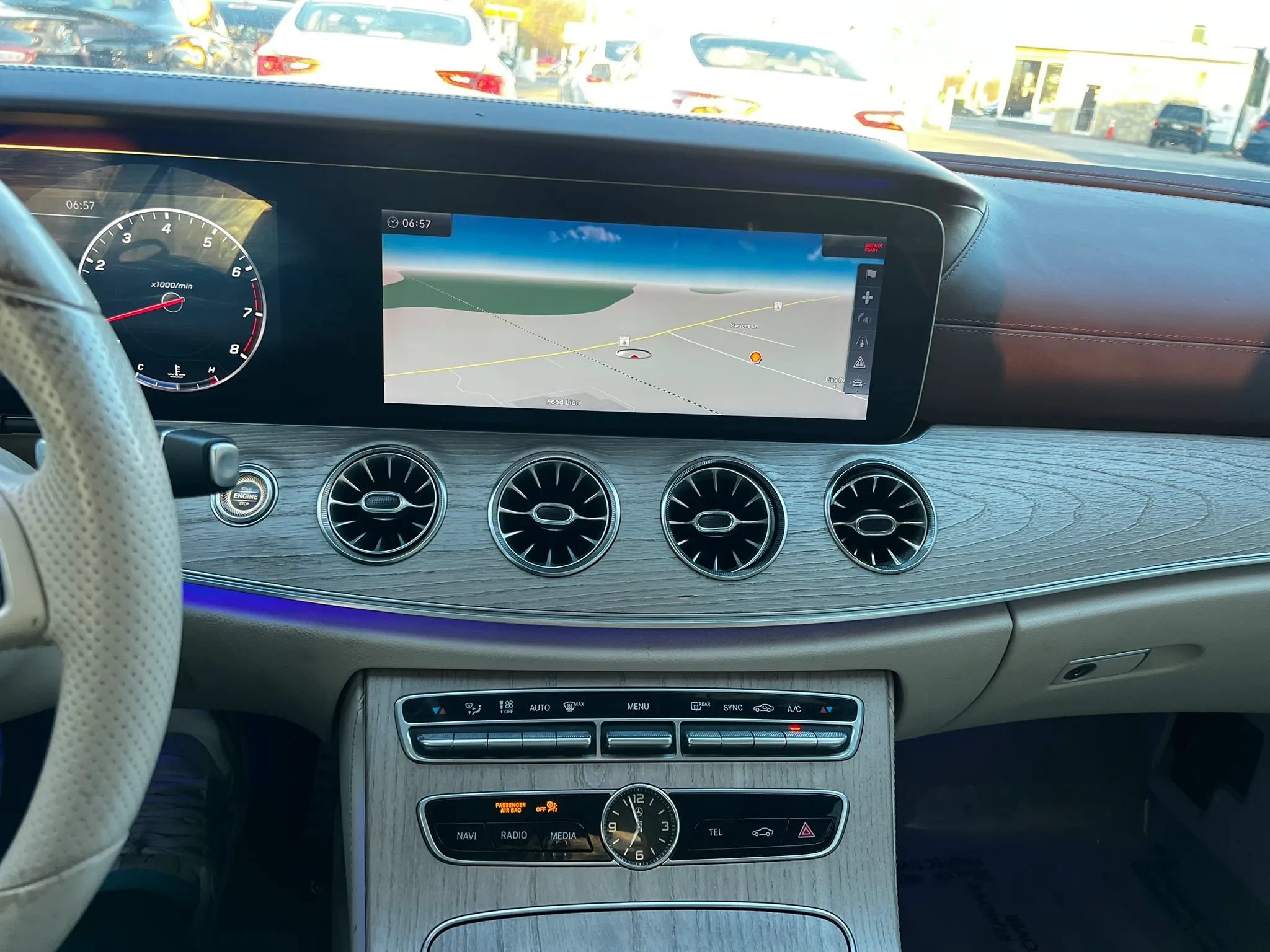 Used 2018 Mercedes-Benz E 400 Coupe w/ Premium 2 Package image 17