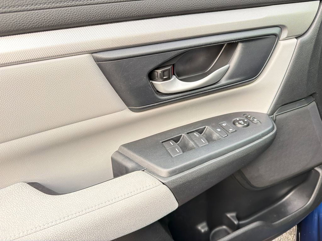 Used 2019 Honda CR-V LX image 29