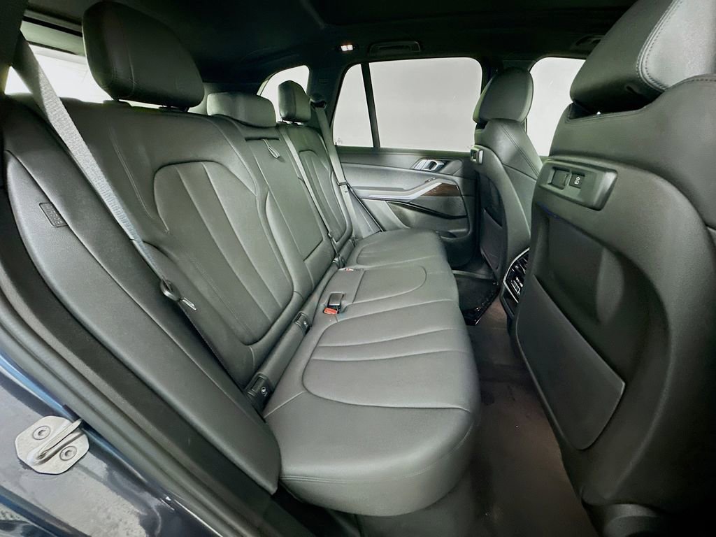 Used 2020 BMW X5 sDrive40i w/ Premium Package image 28