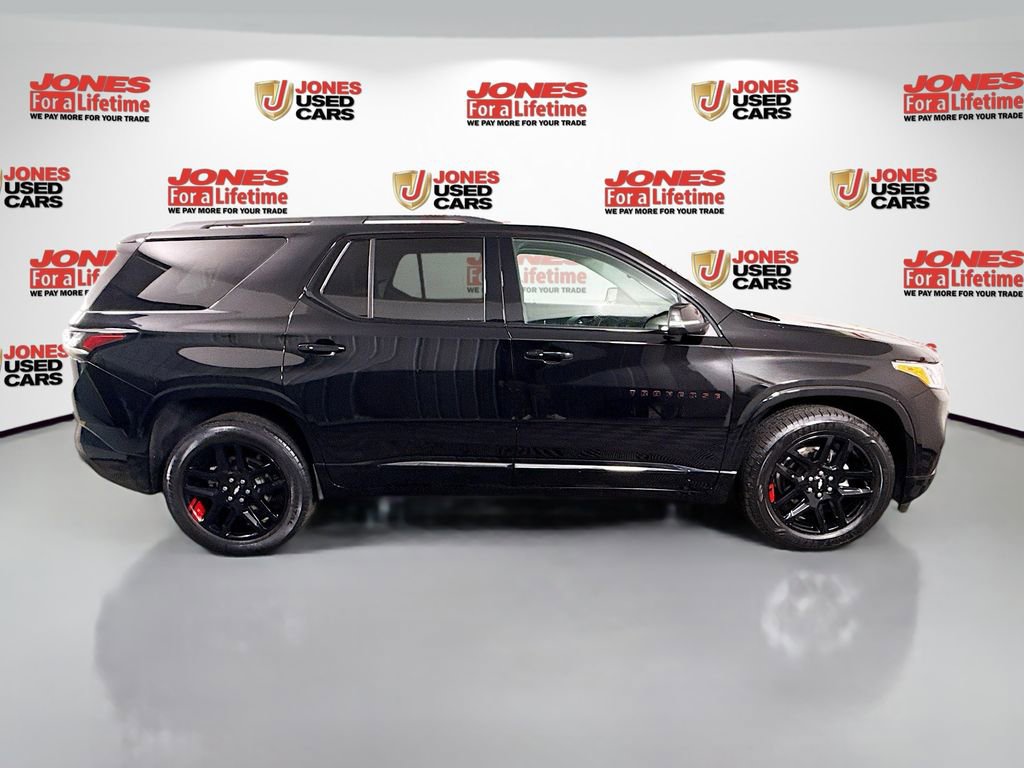 Used 2021 Chevrolet Traverse Premier w/ Redline Edition AWD/4WD image 18