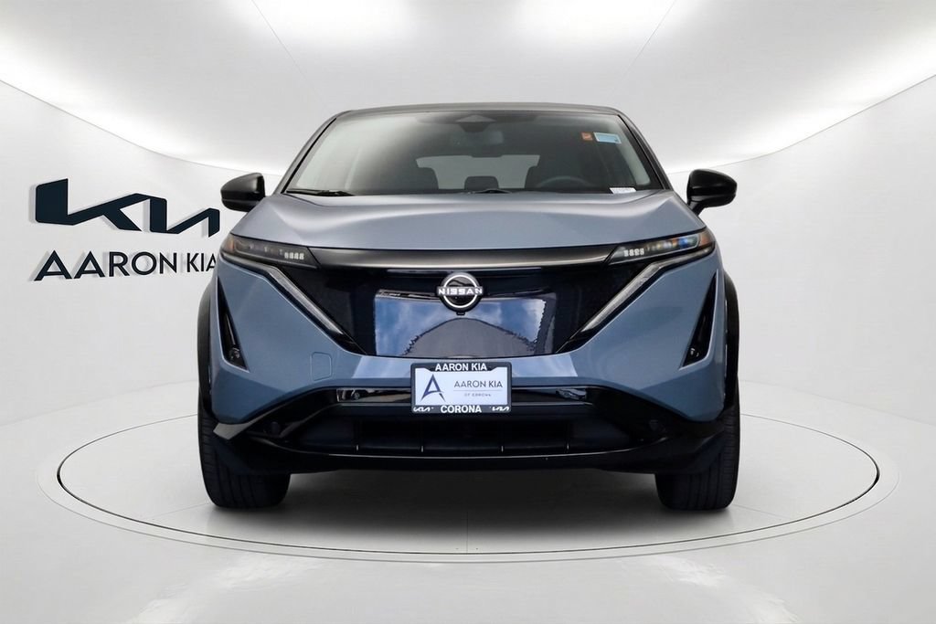 Used 2025 Nissan Ariya AWD image 2
