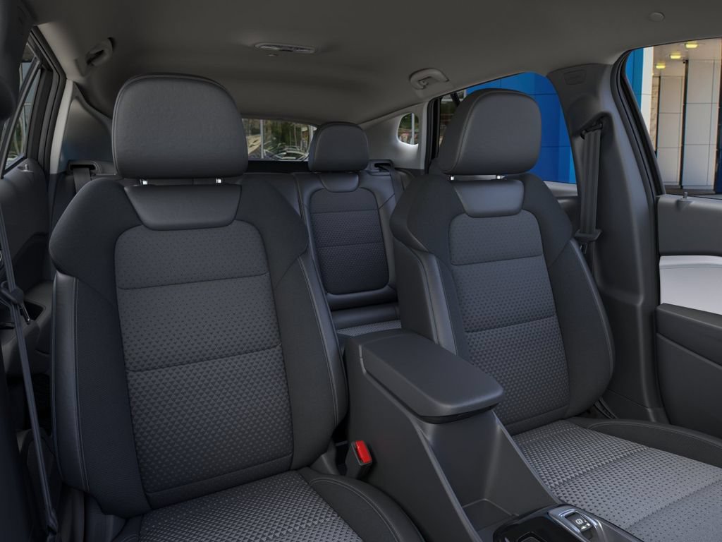 New 2026 Chevrolet Trax LT w/ Midnight Edition FWD image 16